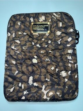 Marc by Marc Jacobs Quilted Leopard Print Tablet Sleeve - Brown/Black